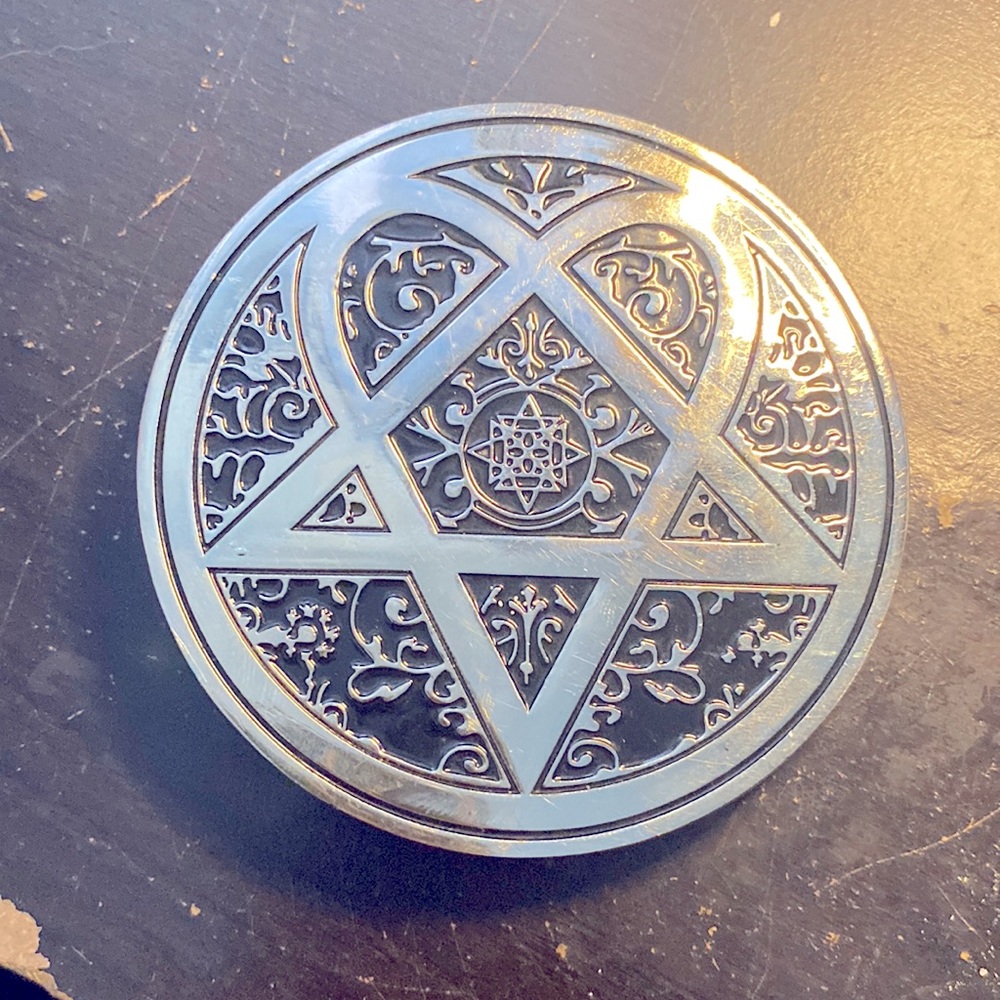 Heartagram belt buckle
